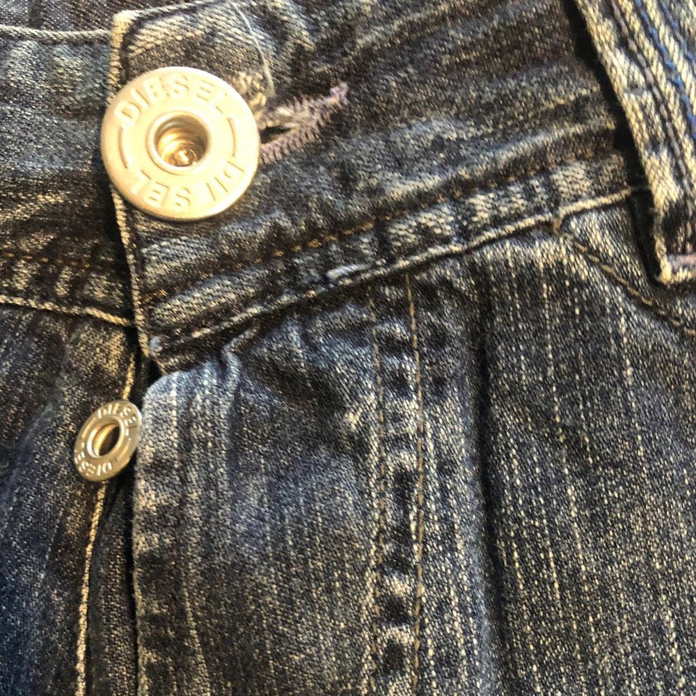 Beautiful DIESEL jeans for men Made in Italy